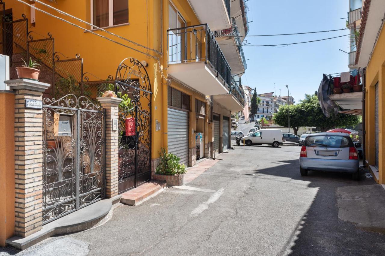 Taormina Mela'S Holidays Near The Historic Center Exterior foto