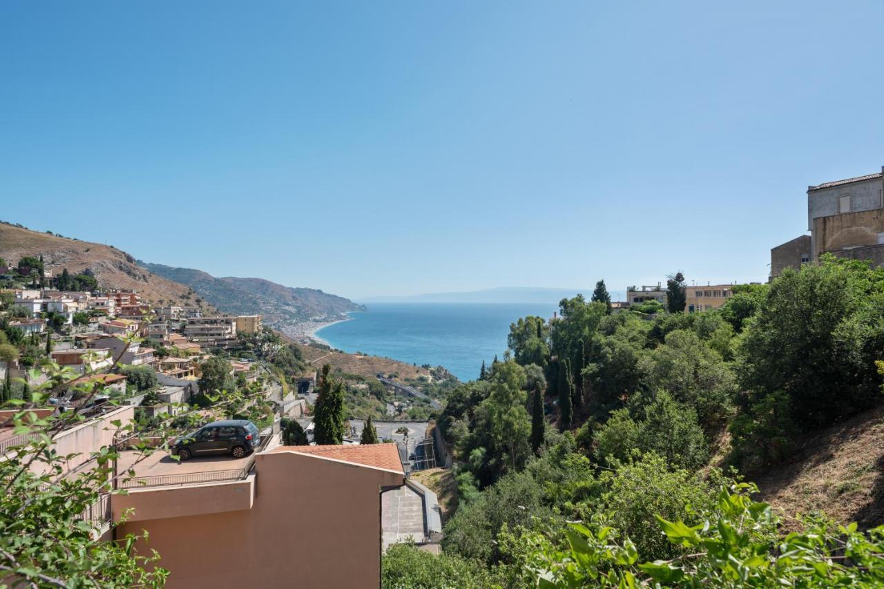 Taormina Mela'S Holidays Near The Historic Center Exterior foto